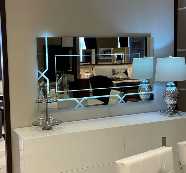 Καθρέφτης 680