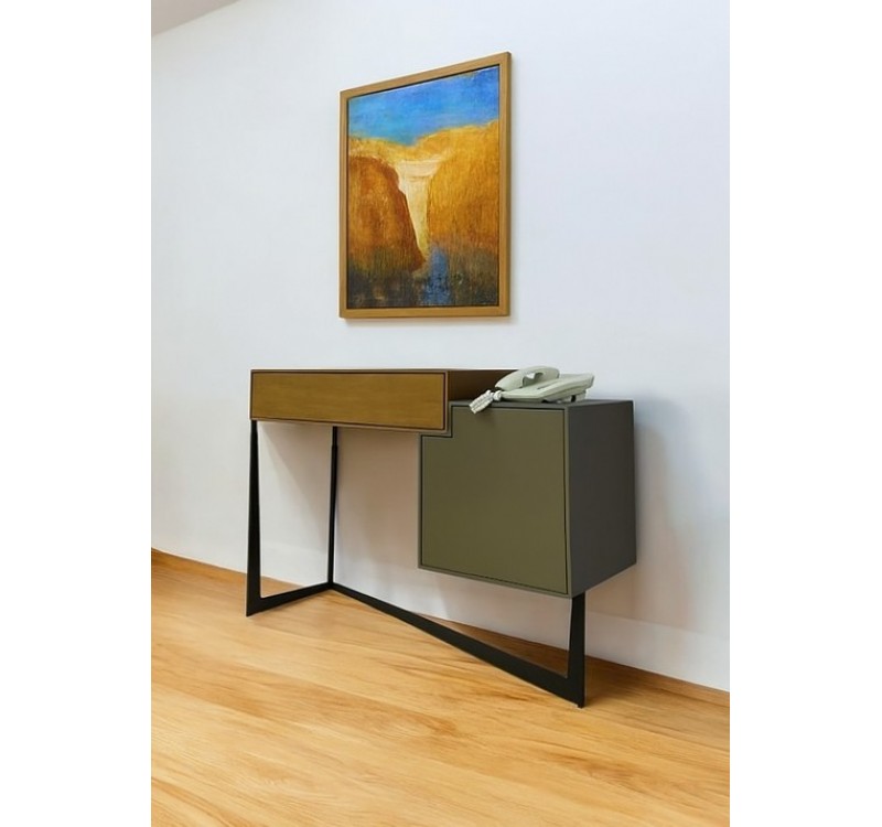 Έπιπλο εισόδου Η1