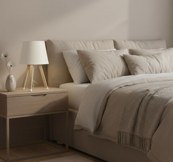 Φωτιστικό επιτραπέζιο ξύλινο - πλαστικό χρώμα μπεζ Ø18x34εκ.