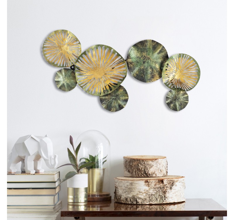 Διακοσμητικό τοίχου Flower Megapap μεταλλικό χρώμα χρυσό - πράσινο 74x38εκ.